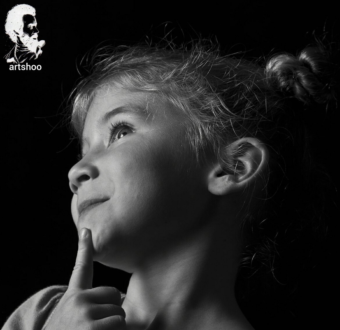 مدل کودک سیاه قلم